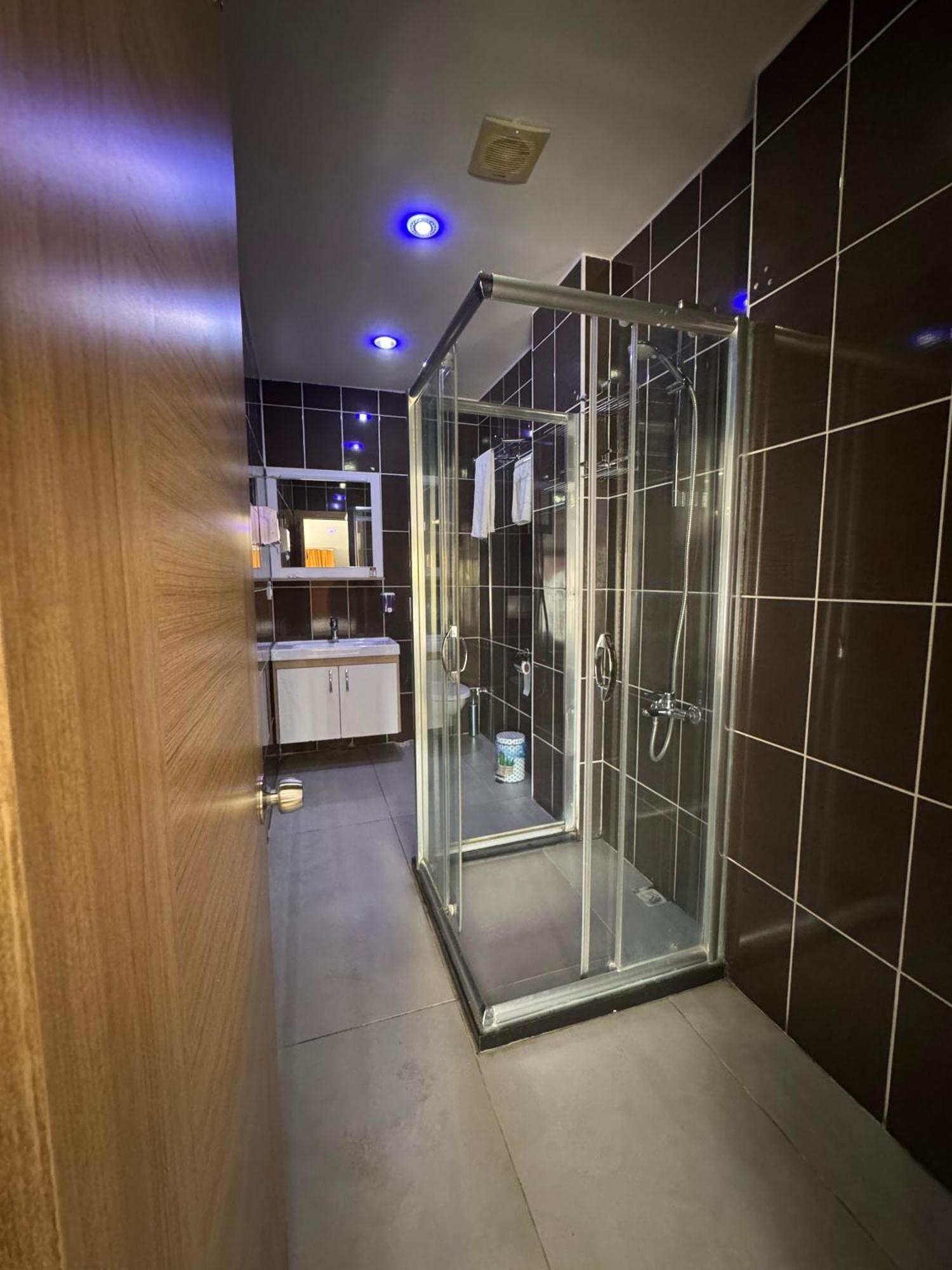 Esen Life Hotel Istanbul Exteriör bild