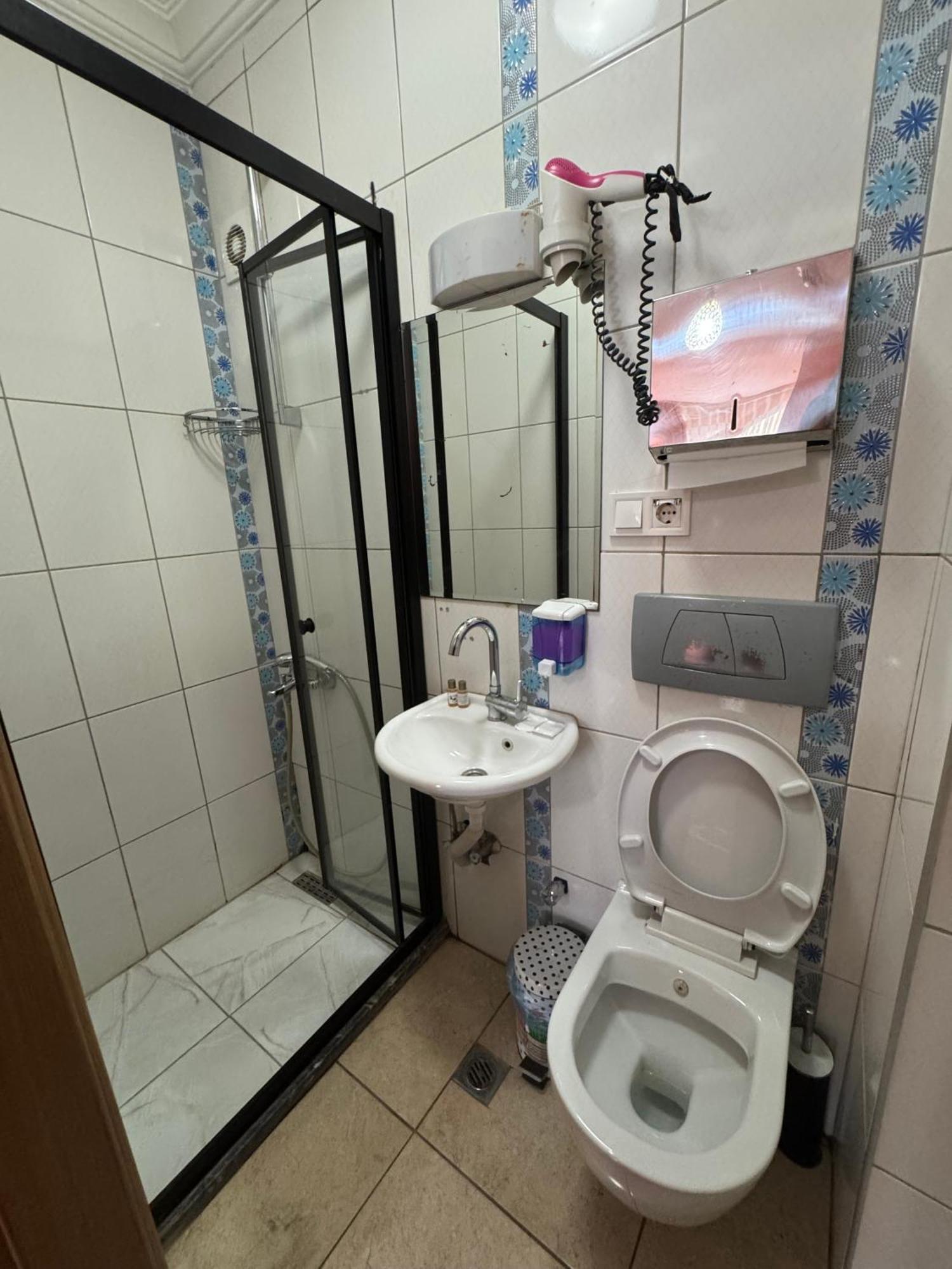 Esen Life Hotel Istanbul Exteriör bild